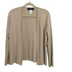 NWOT Jones of New York beige button cardigan